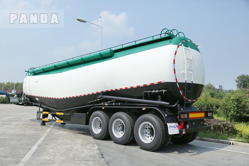 Heavy-duty Panda Mech powder tanker