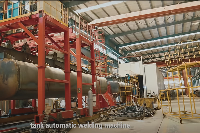 cement-trailer-factory8 Cement tanker tank forming and fabrication detail