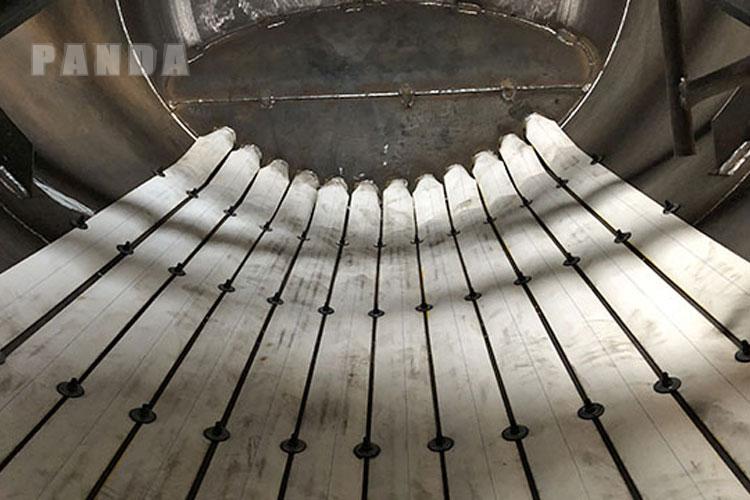 Cement tanker internal aeration system